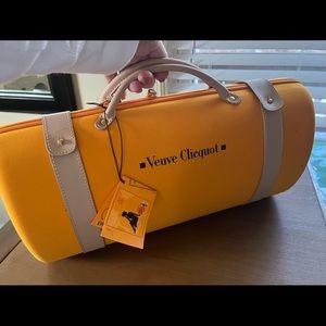Veuve Clicquot champagne traveler